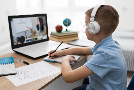 Remote Learning Software Tracked Kids's Data to Sell to Advertisers and Brokers